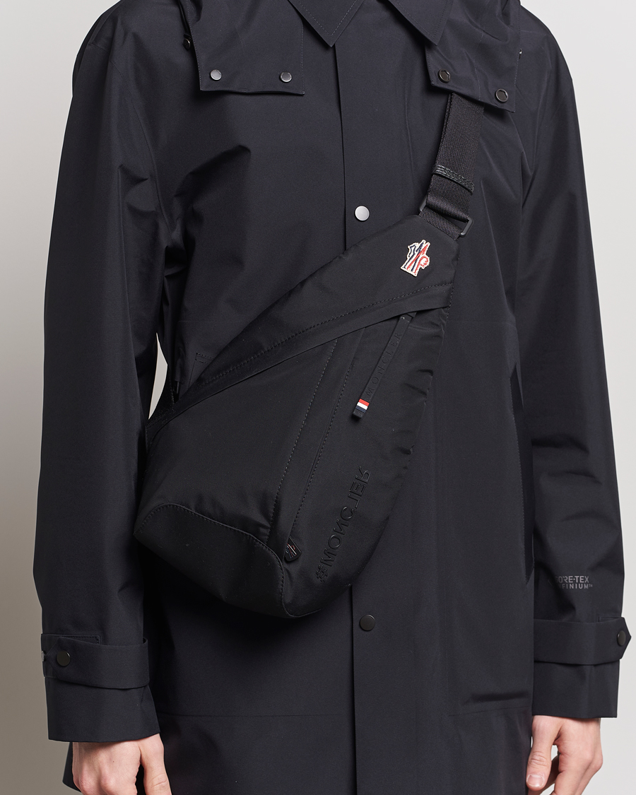 Herr | Moncler Grenoble Cross Body Bag Black | Moncler Grenoble | Cross Body Bag Black