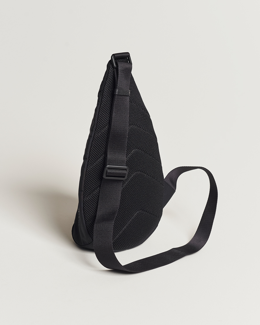 Herr | Moncler Grenoble Cross Body Bag Black | Moncler Grenoble | Cross Body Bag Black