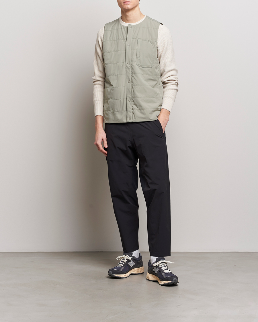 Herr | Jackor | Snow Peak | Flexible Insulated Vest Beige