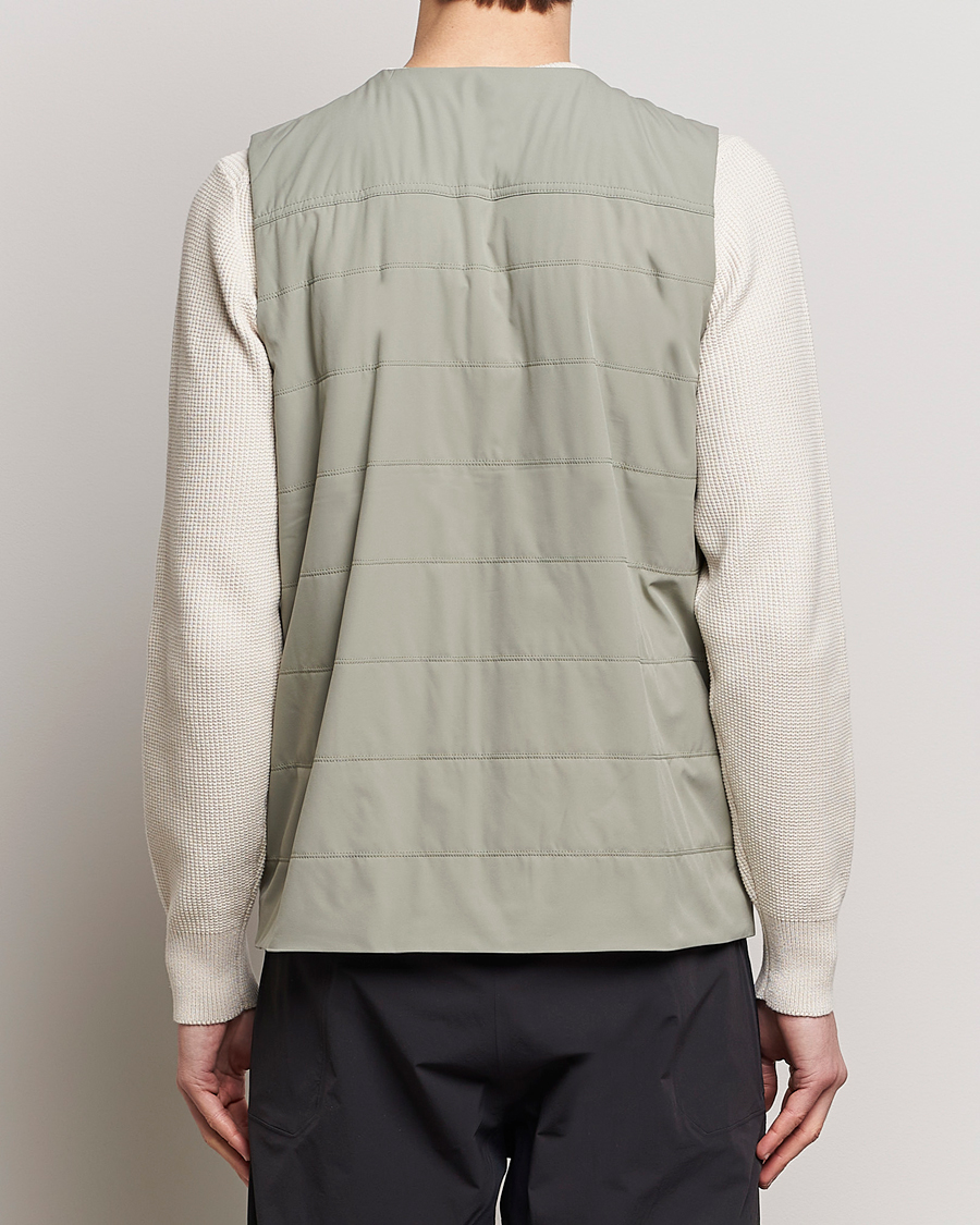 Herr | Jackor | Snow Peak | Flexible Insulated Vest Beige