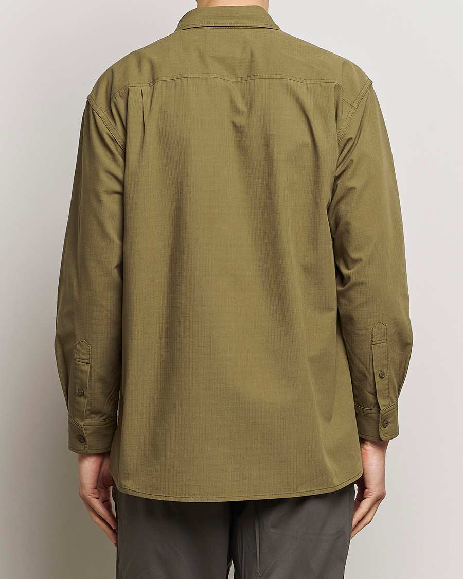 Herr | Skjortor | Snow Peak | Takibi Light Ripstop Overshirt Khaki