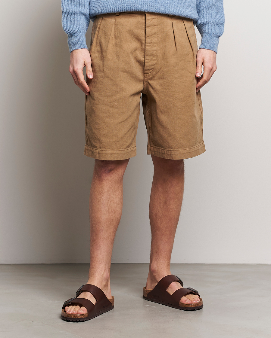 Herr | Avdelningar | Sunflower | Pleated Shorts Khaki