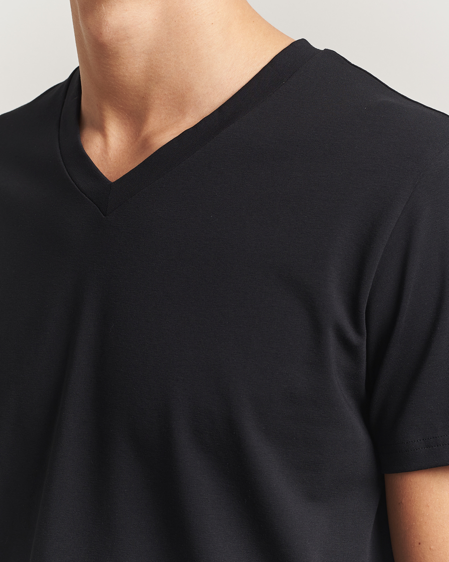 Herr | T-Shirts | Filippa K | Organic Cotton V-Neck T-Shirt Black