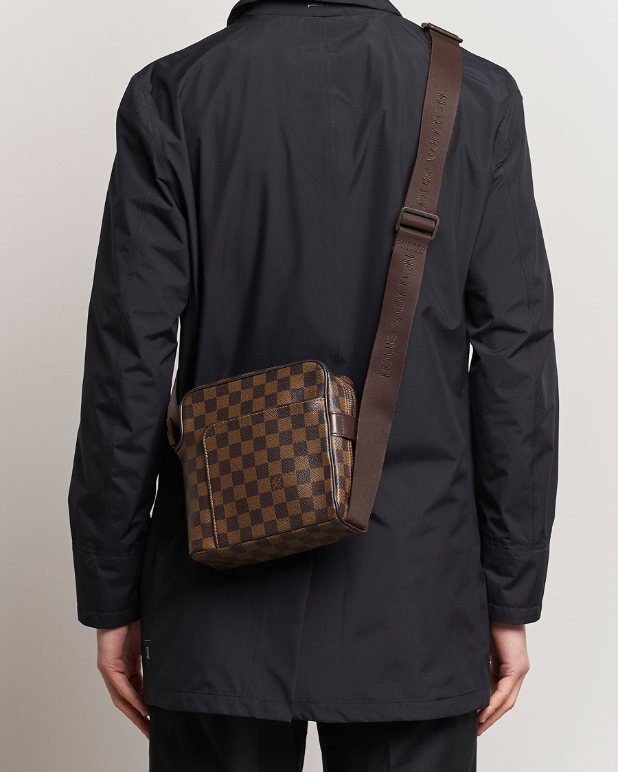 Herr | Louis Vuitton Pre-Owned Olaf Shoulder Bag Damier Ebene | Louis Vuitton Pre-Owned | Olaf Shoulder Bag Damier Ebene