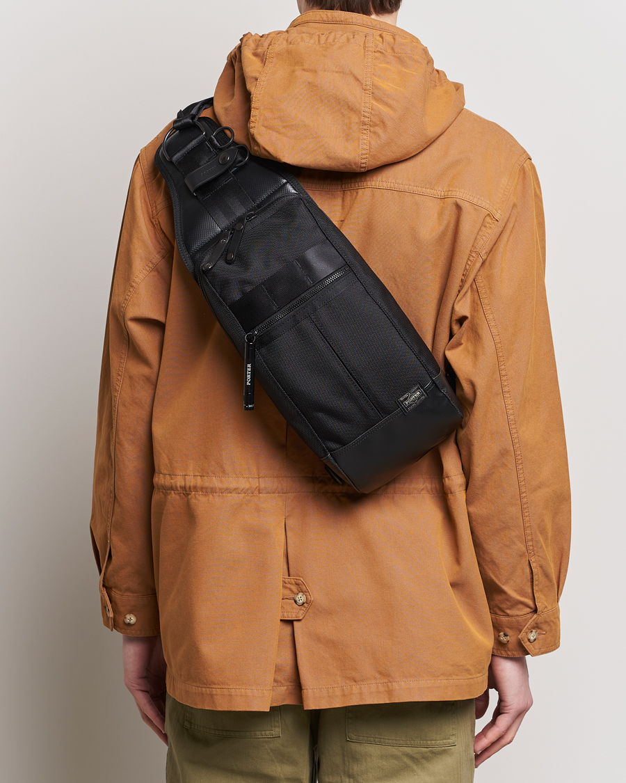 Herr | Axelremsväskor | Porter-Yoshida & Co. | Heat Sling Shoulder Bag Black