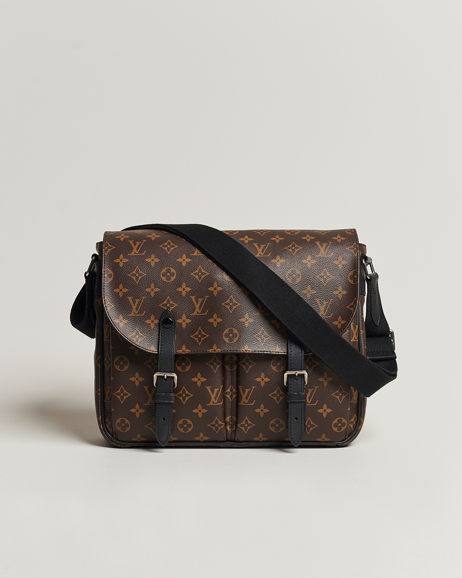 Herr | Louis Vuitton Pre-Owned Christopher Shoulder Bag Monogram | Louis Vuitton Pre-Owned | Christopher Shoulder Bag Monogram
