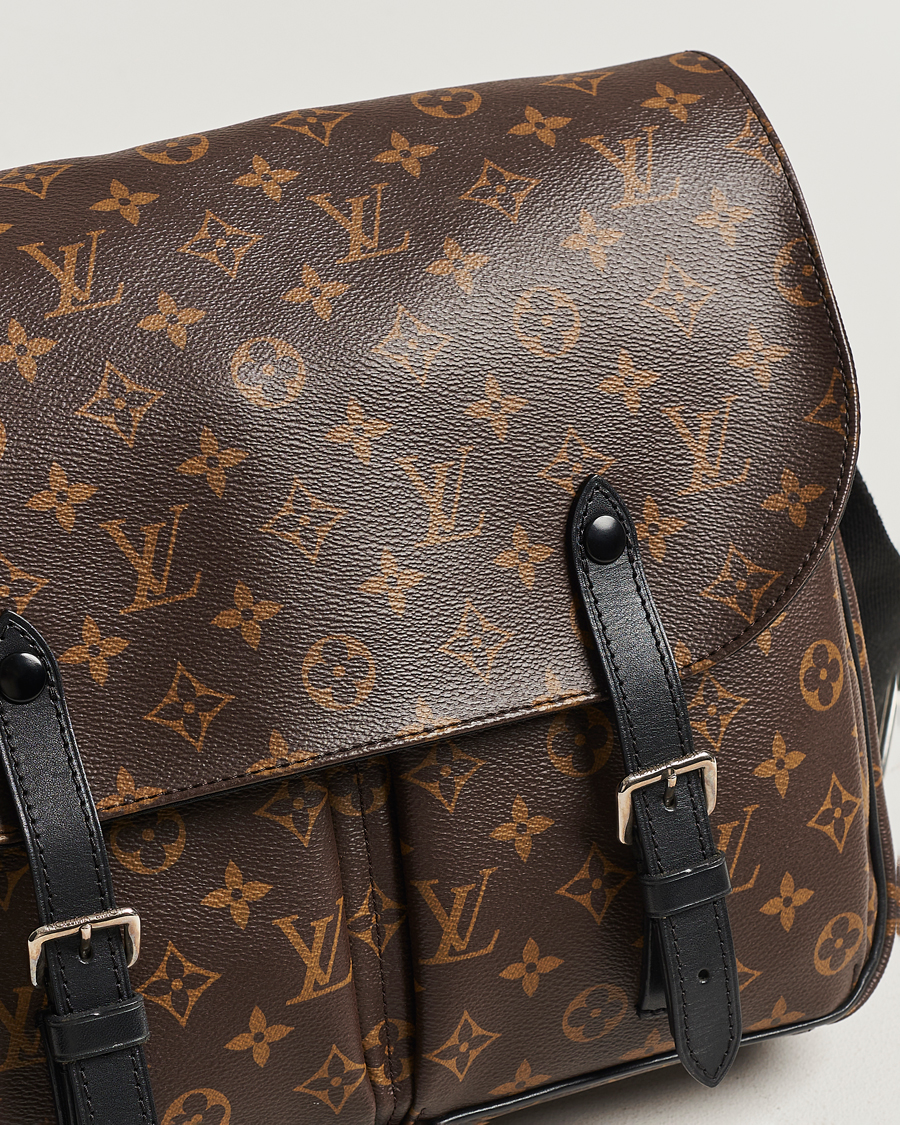 Herr | Louis Vuitton Pre-Owned Christopher Shoulder Bag Monogram | Louis Vuitton Pre-Owned | Christopher Shoulder Bag Monogram