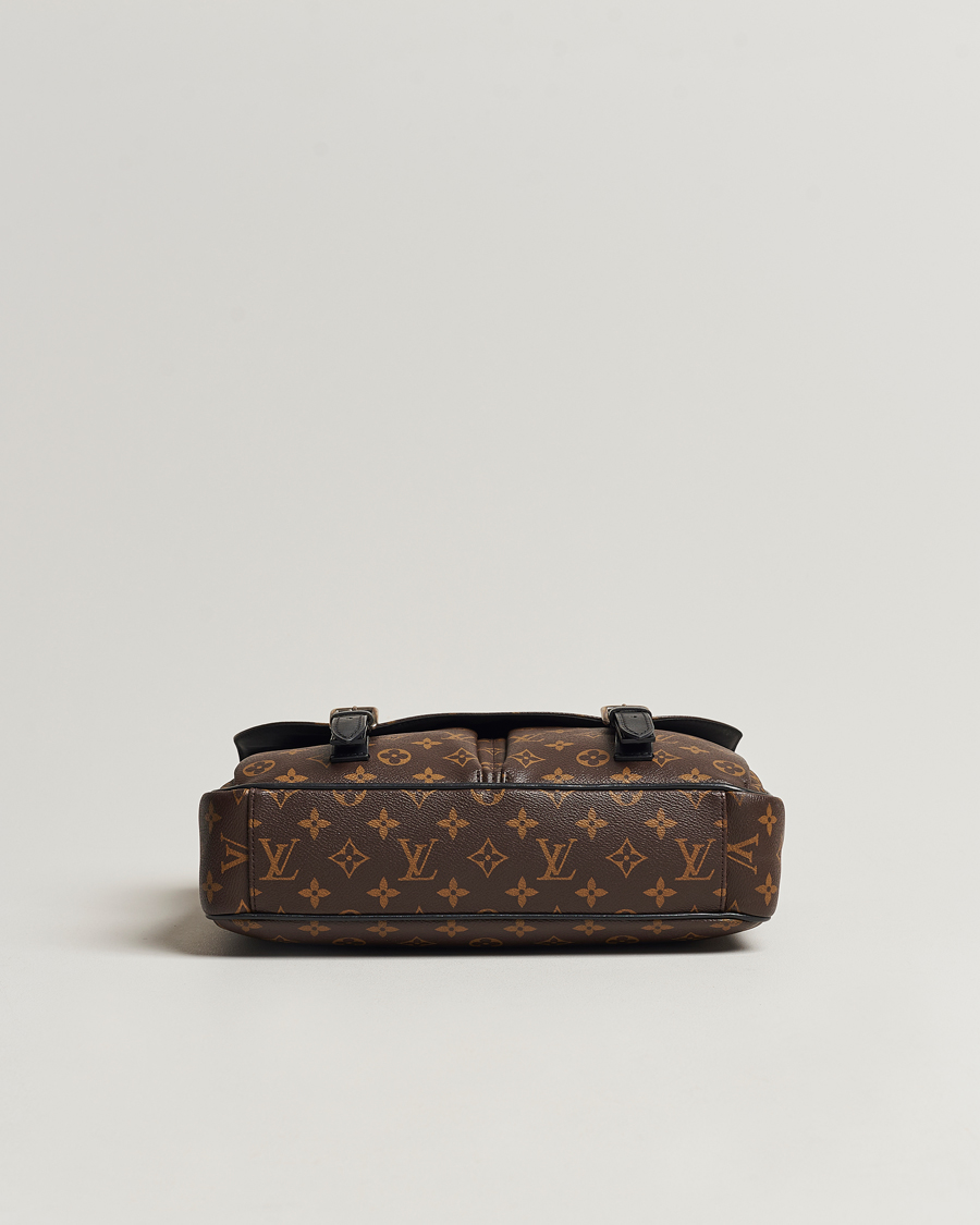 Herr | Louis Vuitton Pre-Owned Christopher Shoulder Bag Monogram | Louis Vuitton Pre-Owned | Christopher Shoulder Bag Monogram