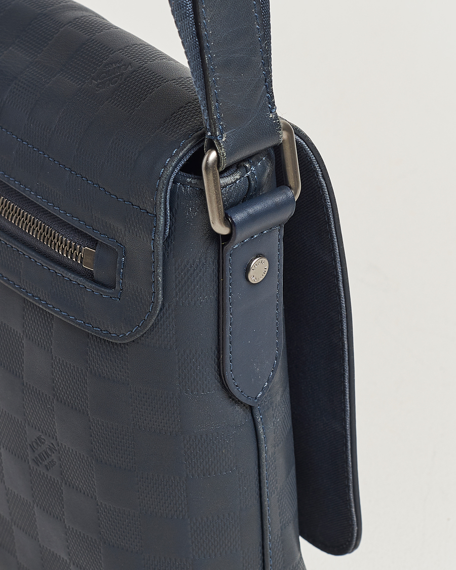 Herr | Louis Vuitton Pre-Owned District PM Messenger Bag Damier Infini | Louis Vuitton Pre-Owned | District PM Messenger Bag Damier Infini