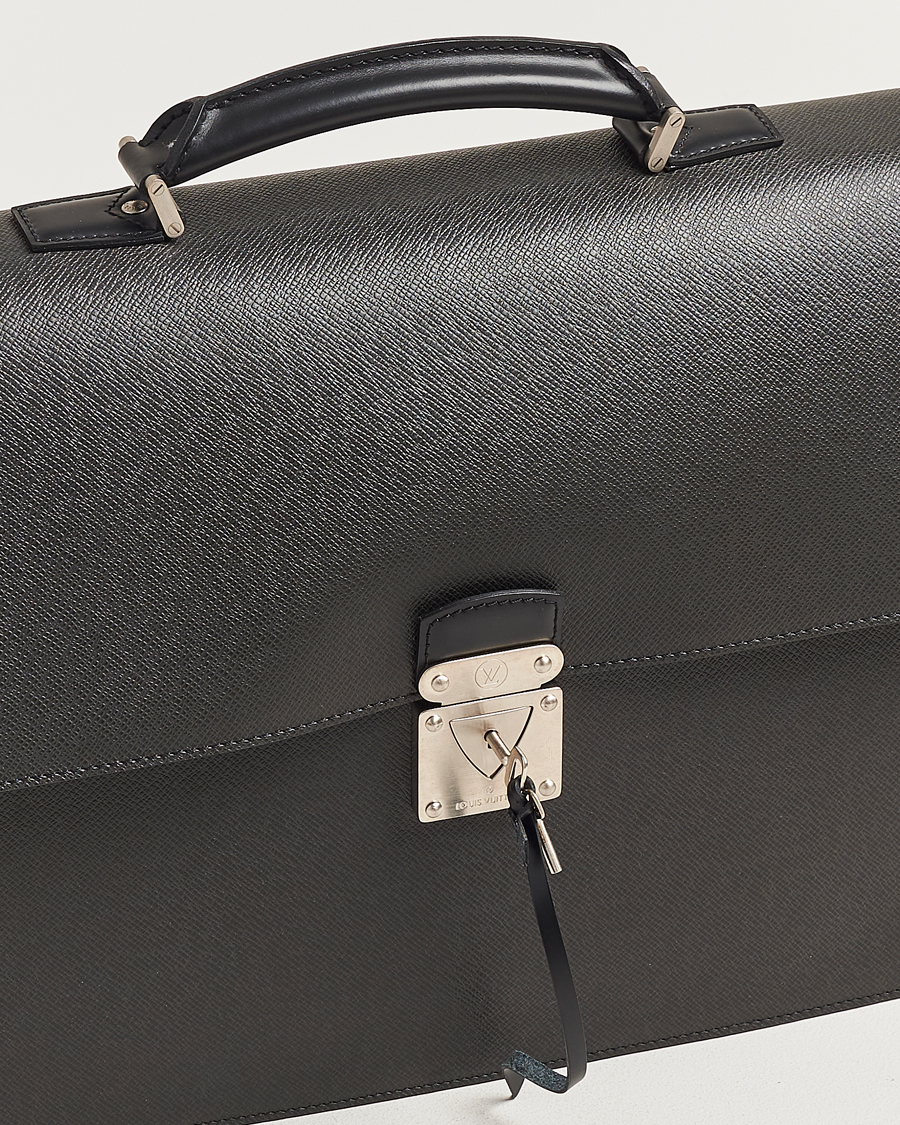 Herr | Louis Vuitton Pre-Owned Robusto Breifcase Black | Louis Vuitton Pre-Owned | Robusto Breifcase Black