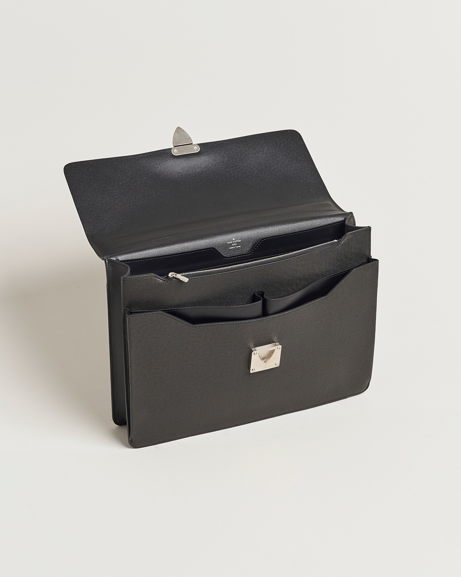 Herr | Louis Vuitton Pre-Owned Robusto Breifcase Black | Louis Vuitton Pre-Owned | Robusto Breifcase Black