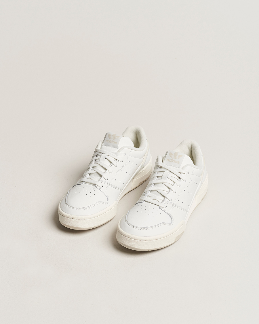 Herr | adidas Originals Team Court 2 Sneaker Off White | adidas Originals | Team Court 2 Sneaker Off White