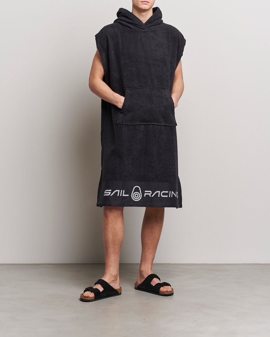 Herr | Badbyxor | Sail Racing | Bowman Poncho Carbon