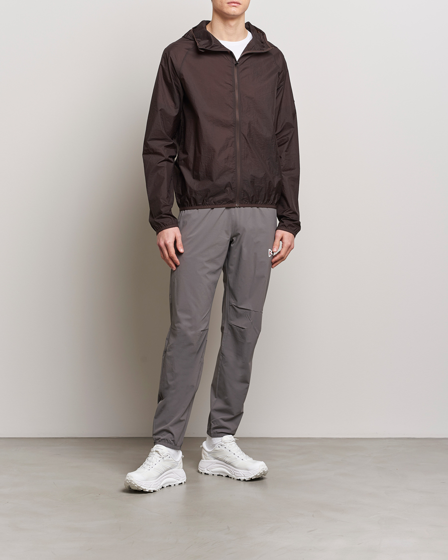 Herr | Byxor | District Vision | Lightweight DWR Track Pants Charcoal