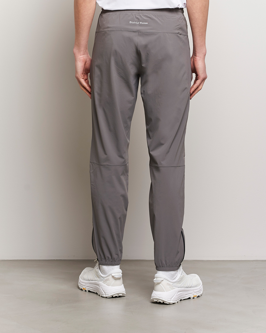 Herr | Byxor | District Vision | Lightweight DWR Track Pants Charcoal