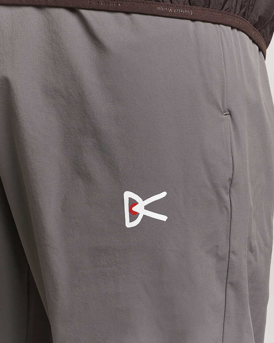 Herr | Byxor | District Vision | Lightweight DWR Track Pants Charcoal