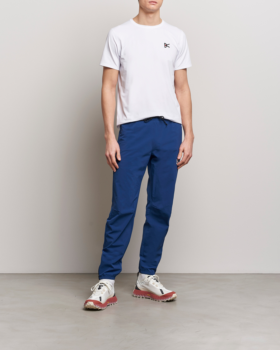Herr | Byxor | District Vision | Lightweight DWR Track Pants Navy