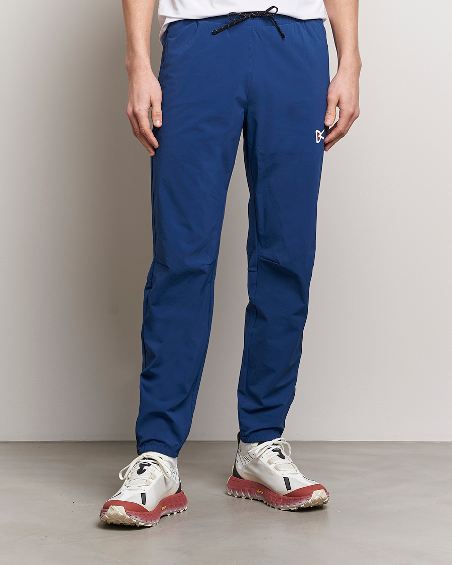 Herr | Byxor | District Vision | Lightweight DWR Track Pants Navy