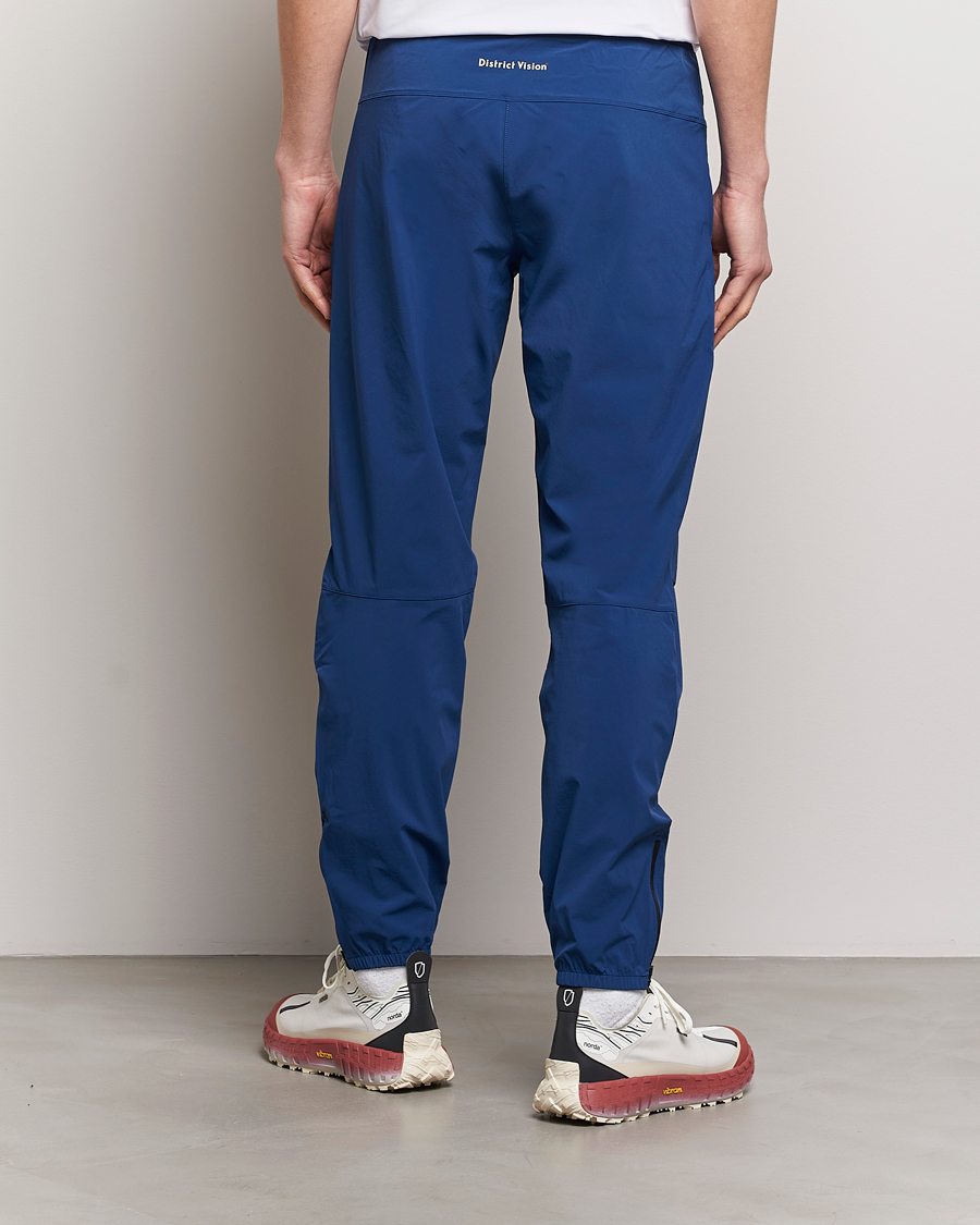 Herr | Byxor | District Vision | Lightweight DWR Track Pants Navy