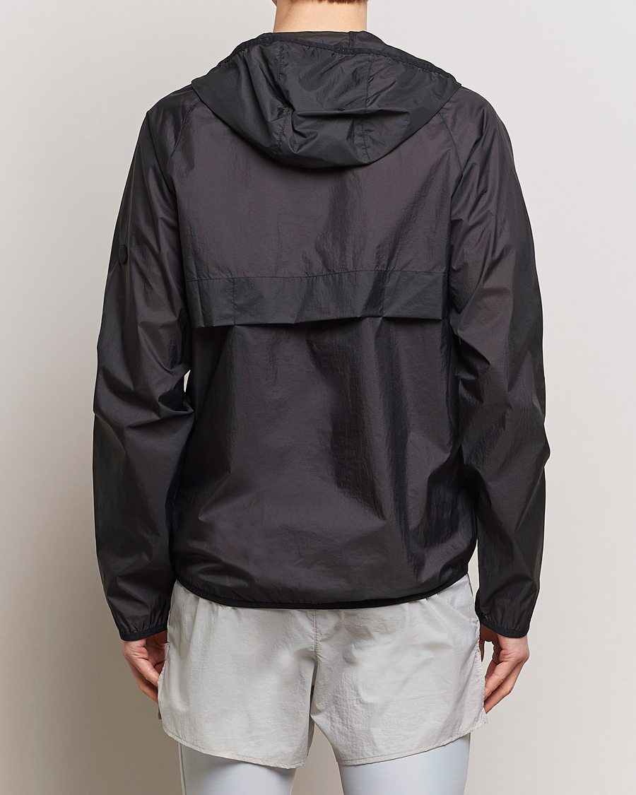 Herr | Jackor | District Vision | Ultralight Packable DWR Wind Jacket Black