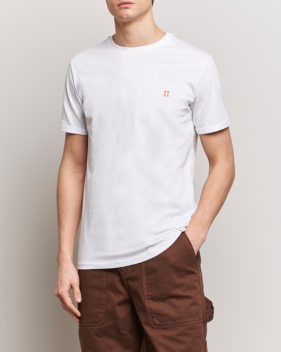 Herr | Vita t-shirts | LES DEUX | Nørregaard Cotton T-Shirt White