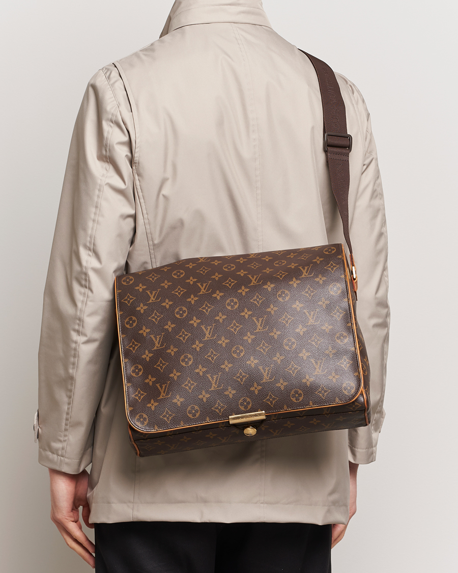 Herr |  | Louis Vuitton Pre-Owned | Abbesses Messenger Bag Monogram