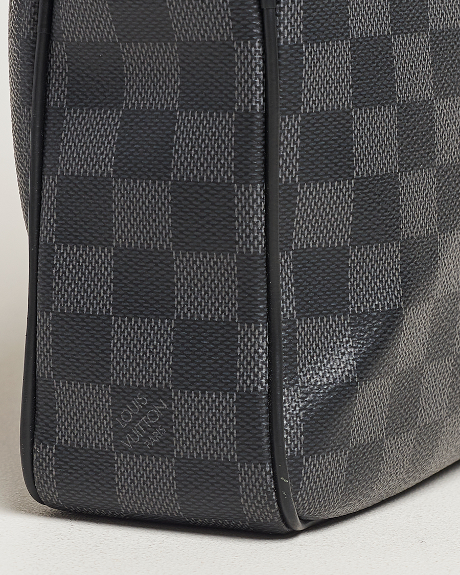 Herr | Louis Vuitton Pre-Owned Porte Document Business Damier Graphite | Louis Vuitton Pre-Owned | Porte Document Business Damier Graphite