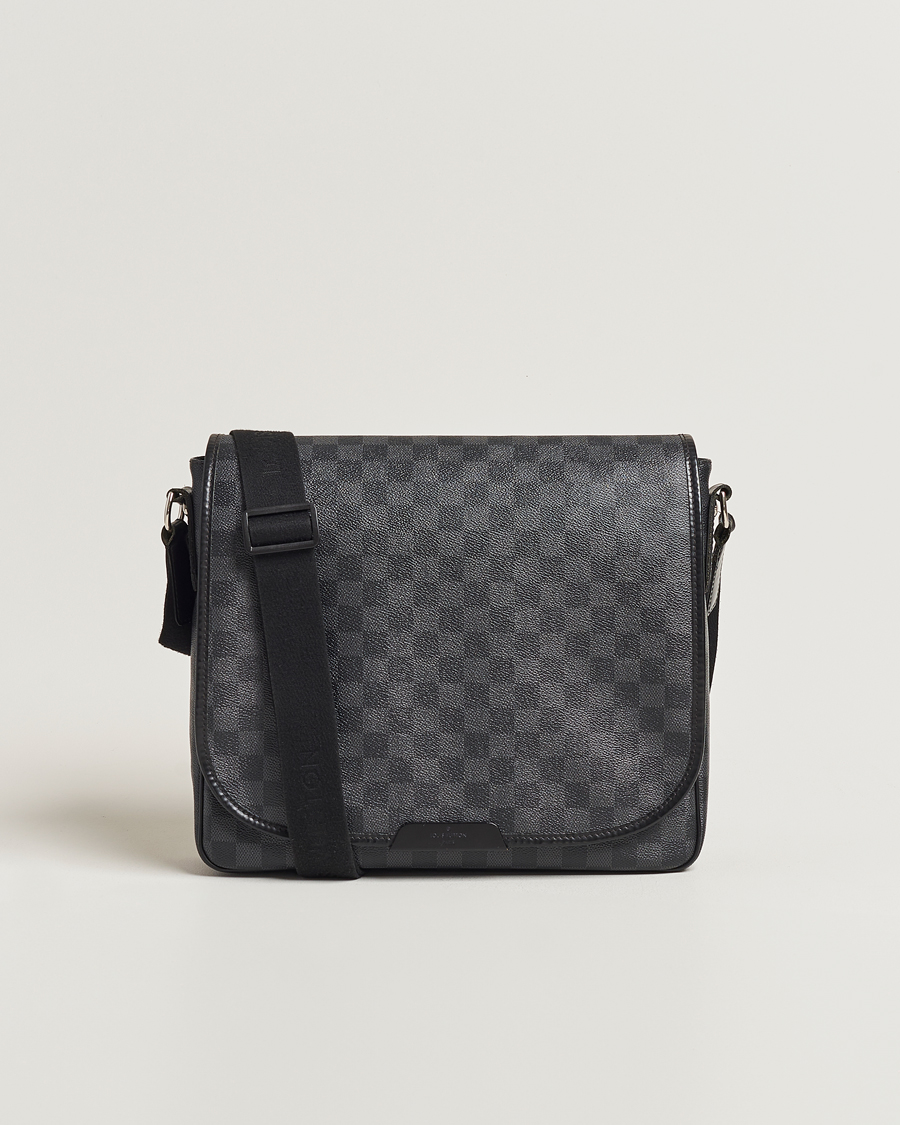 Herr | Louis Vuitton Pre-Owned Daniel MM Satchel Leather Bag Damier Graphite | Louis Vuitton Pre-Owned | Daniel MM Satchel Leather Bag Damier Graphite