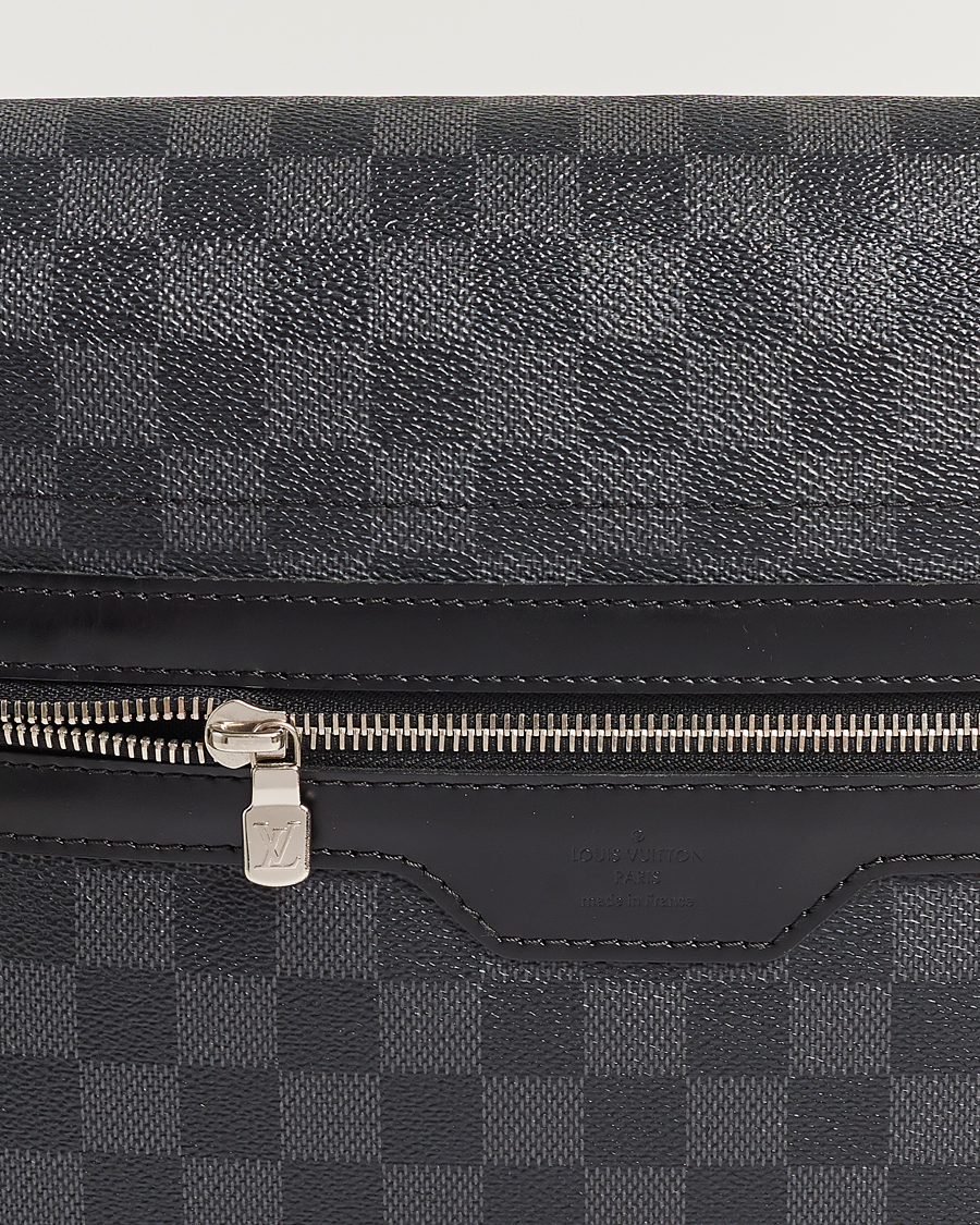 Herr | Louis Vuitton Pre-Owned Daniel MM Satchel Leather Bag Damier Graphite | Louis Vuitton Pre-Owned | Daniel MM Satchel Leather Bag Damier Graphite