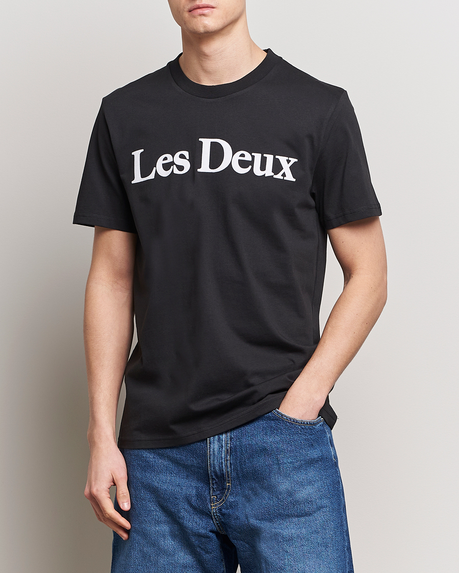 Herr | T-Shirts | LES DEUX | Charles Logo T-Shirt Black