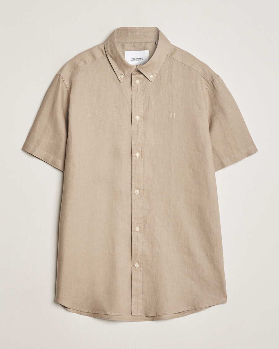Herr | Skjortor | LES DEUX | Kris Short Sleeve Linen Shirt Dark Sand