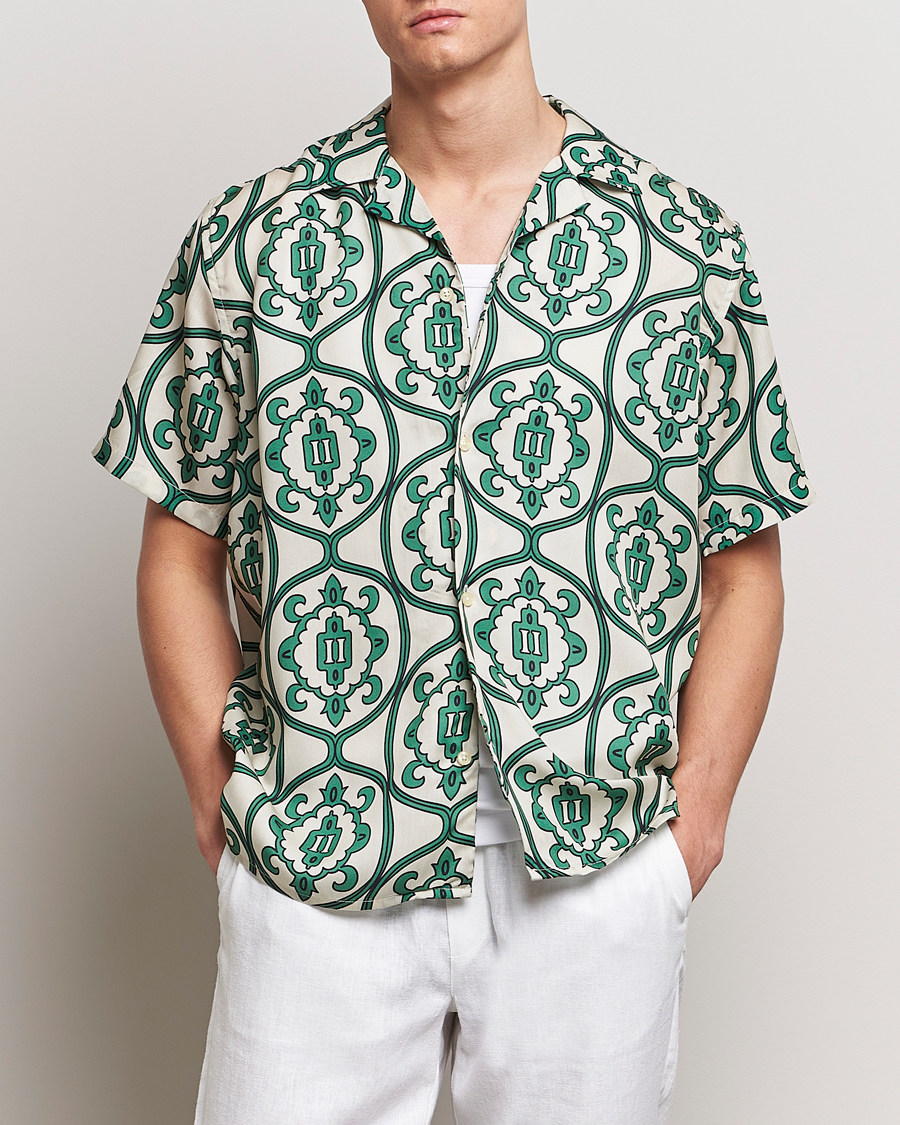 Herr | Skjortor | LES DEUX | Ornament Print Tencel Shirt Ivory/Green