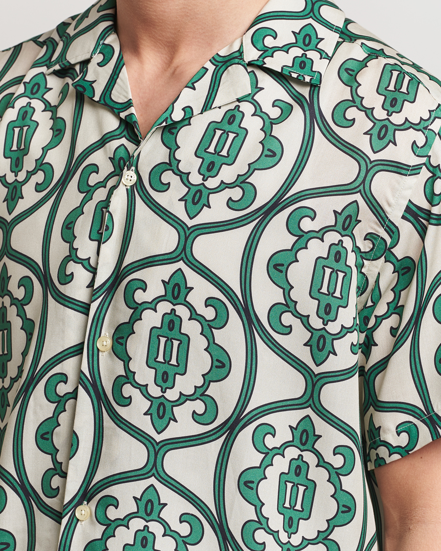 Herr | Skjortor | LES DEUX | Ornament Print Tencel Shirt Ivory/Green
