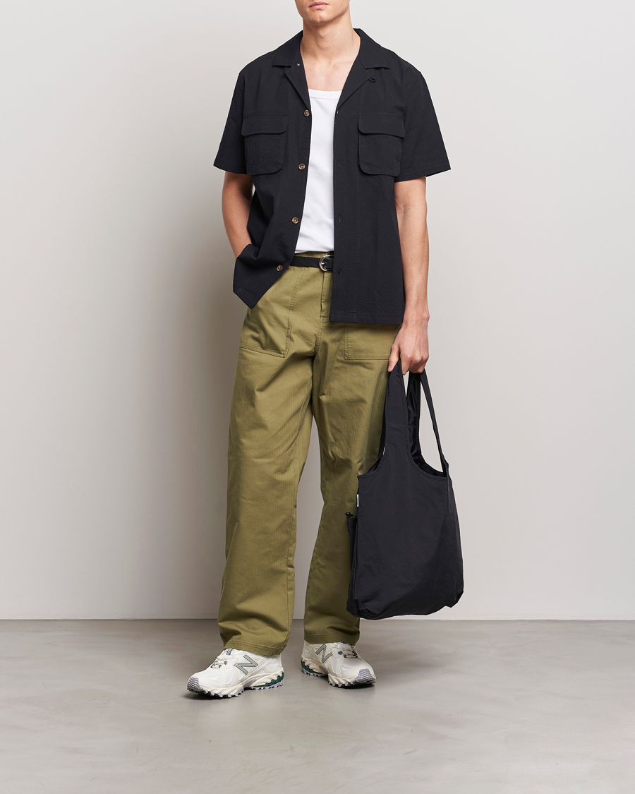 Herr | Skjortor | LES DEUX | Osmund Seersucker Shirt Black