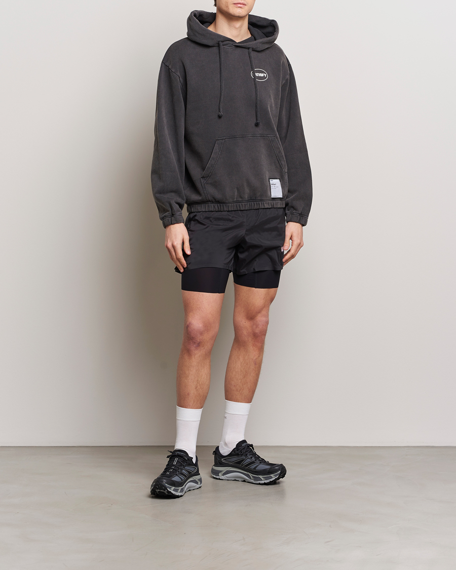 Herr | Shorts | Satisfy | TechSilk 5 Inch Shorts Black