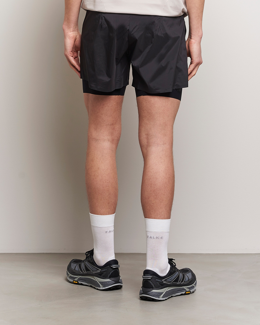 Herr | Shorts | Satisfy | TechSilk 5 Inch Shorts Black