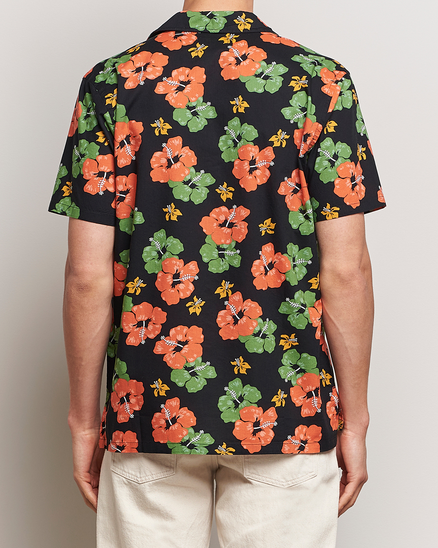 Herr | Skjortor | Nudie Jeans | Arvid Flower Hawaii Shirt Black