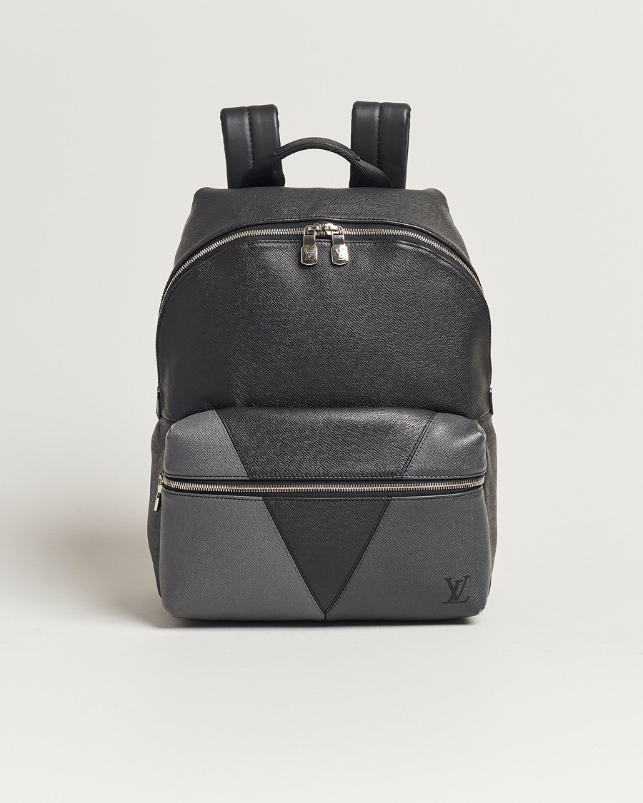 Herr | Pre-Owned & Vintage Bags | Louis Vuitton Pre-Owned | Discovery Backpack PM Grey
