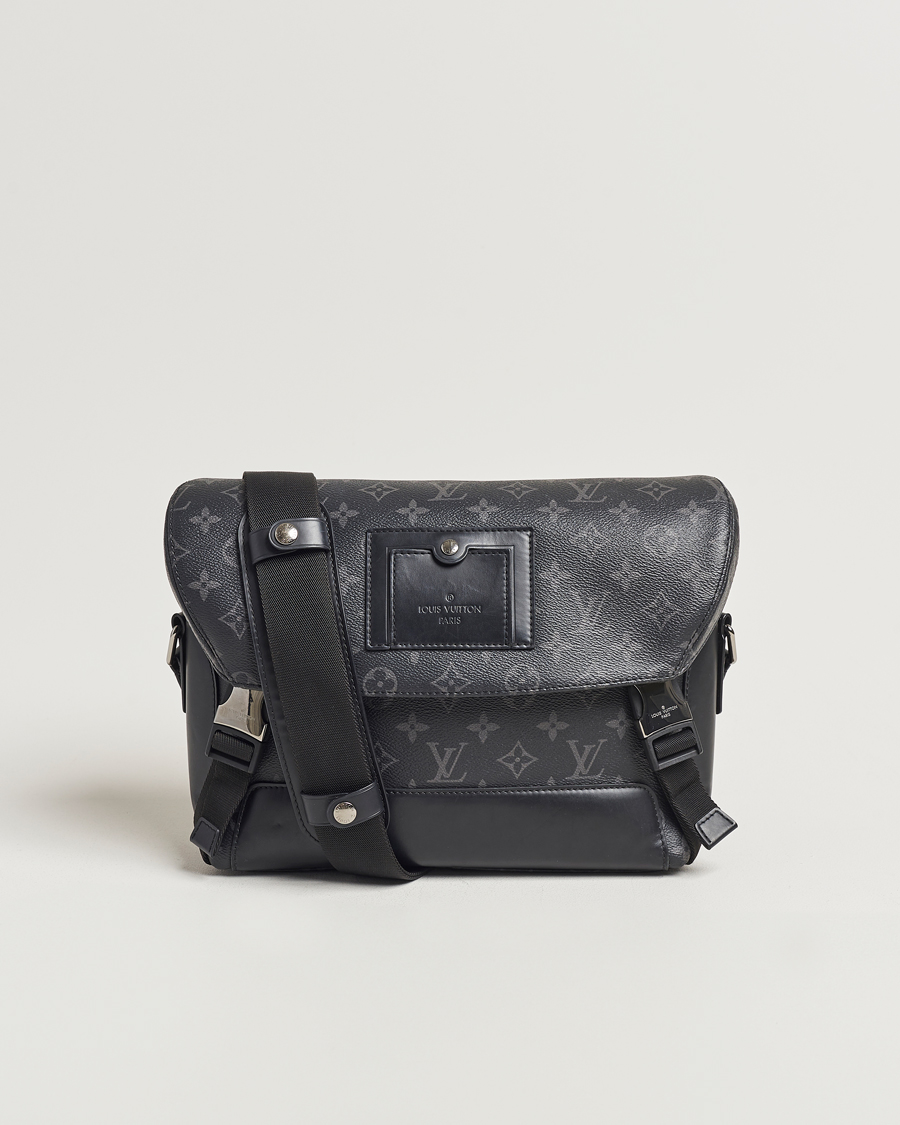 Herr | Pre-Owned & Vintage Bags | Louis Vuitton Pre-Owned | Messenger Voyager PM Bag Monogram Eclipse