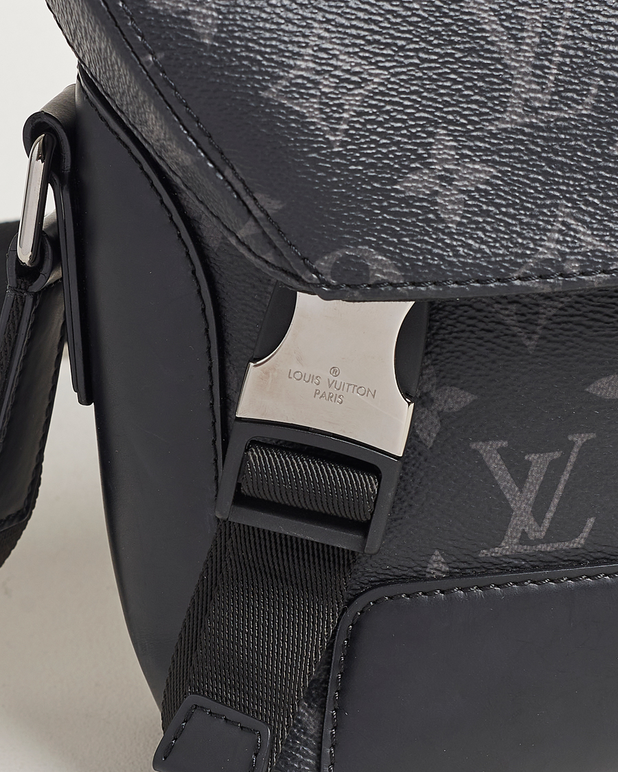 Herr | Pre-Owned & Vintage Bags | Louis Vuitton Pre-Owned | Messenger Voyager PM Bag Monogram Eclipse