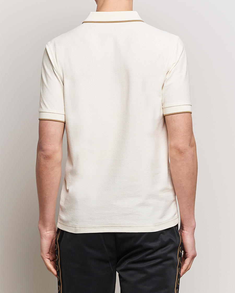 Herr | Pikéer | Fred Perry | Crépe Half Zip Polo Ecru