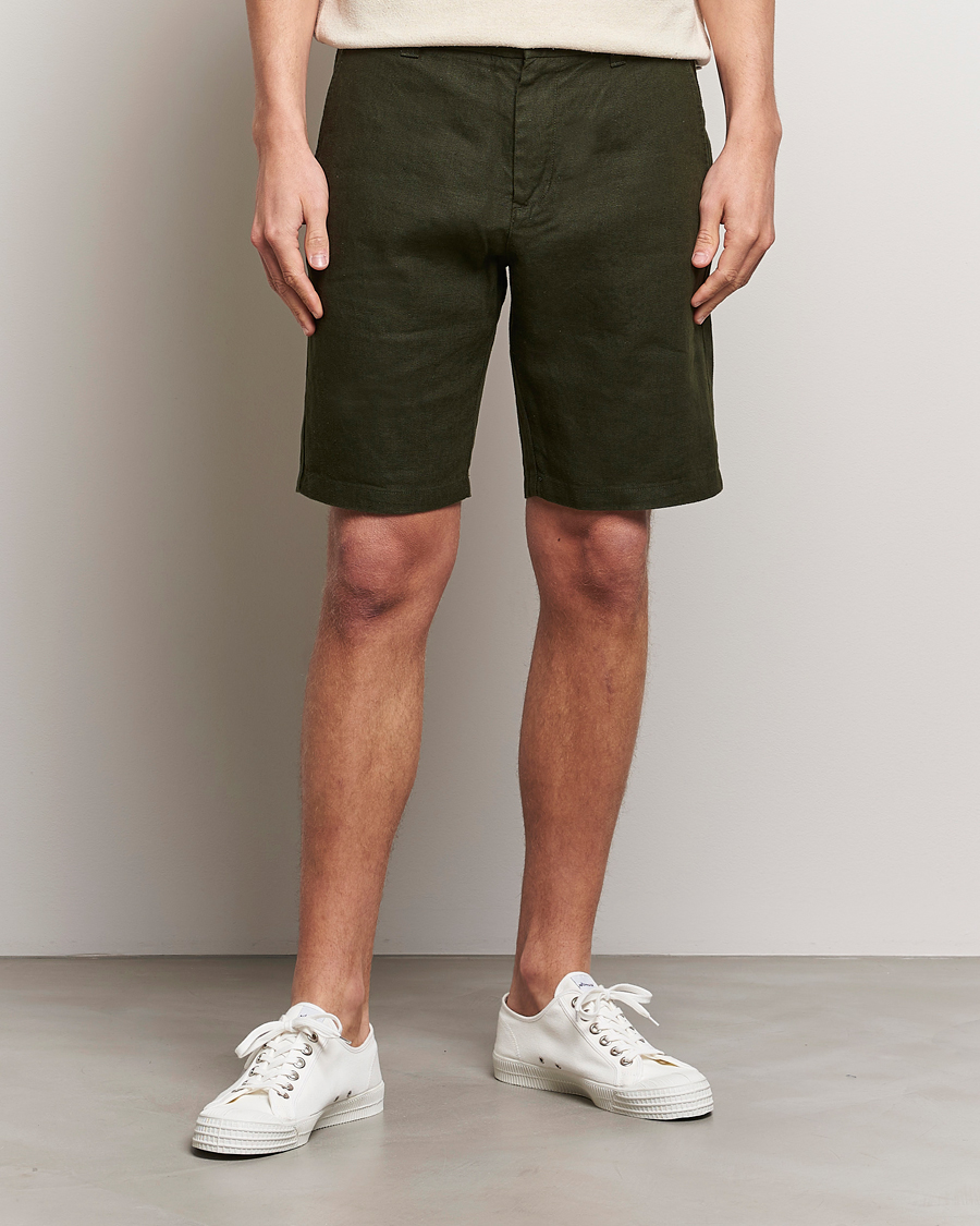 Herr | Nya produktbilder | NN07 | Crown Linen Shorts Rosin Green