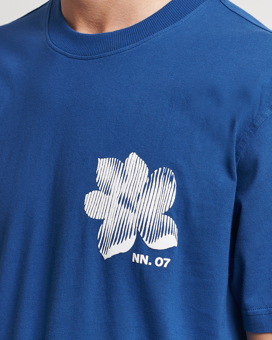 Herr | T-Shirts | NN07 | Adam Printed Crew Neck T-Shirt Blue Quartz