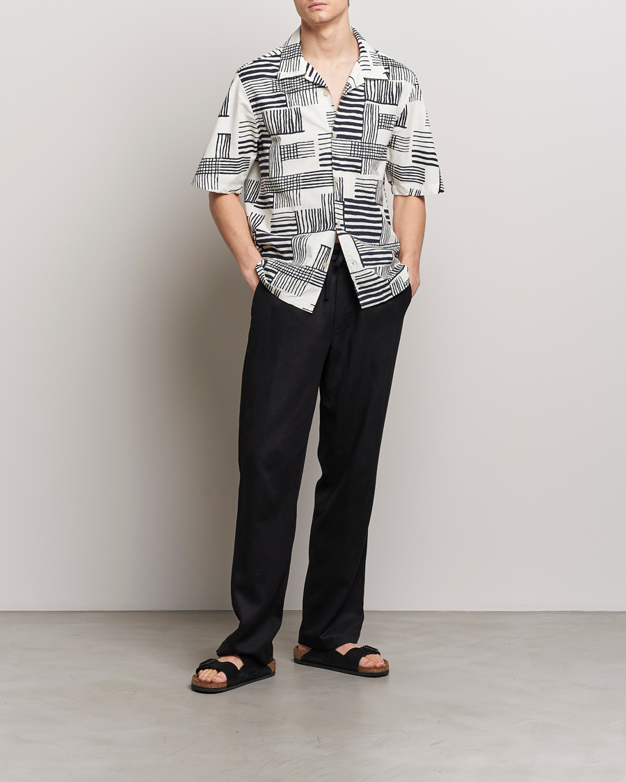 Herr | Skjortor | NN07 | Ole Printed Short Sleeve Shirt Black Multi