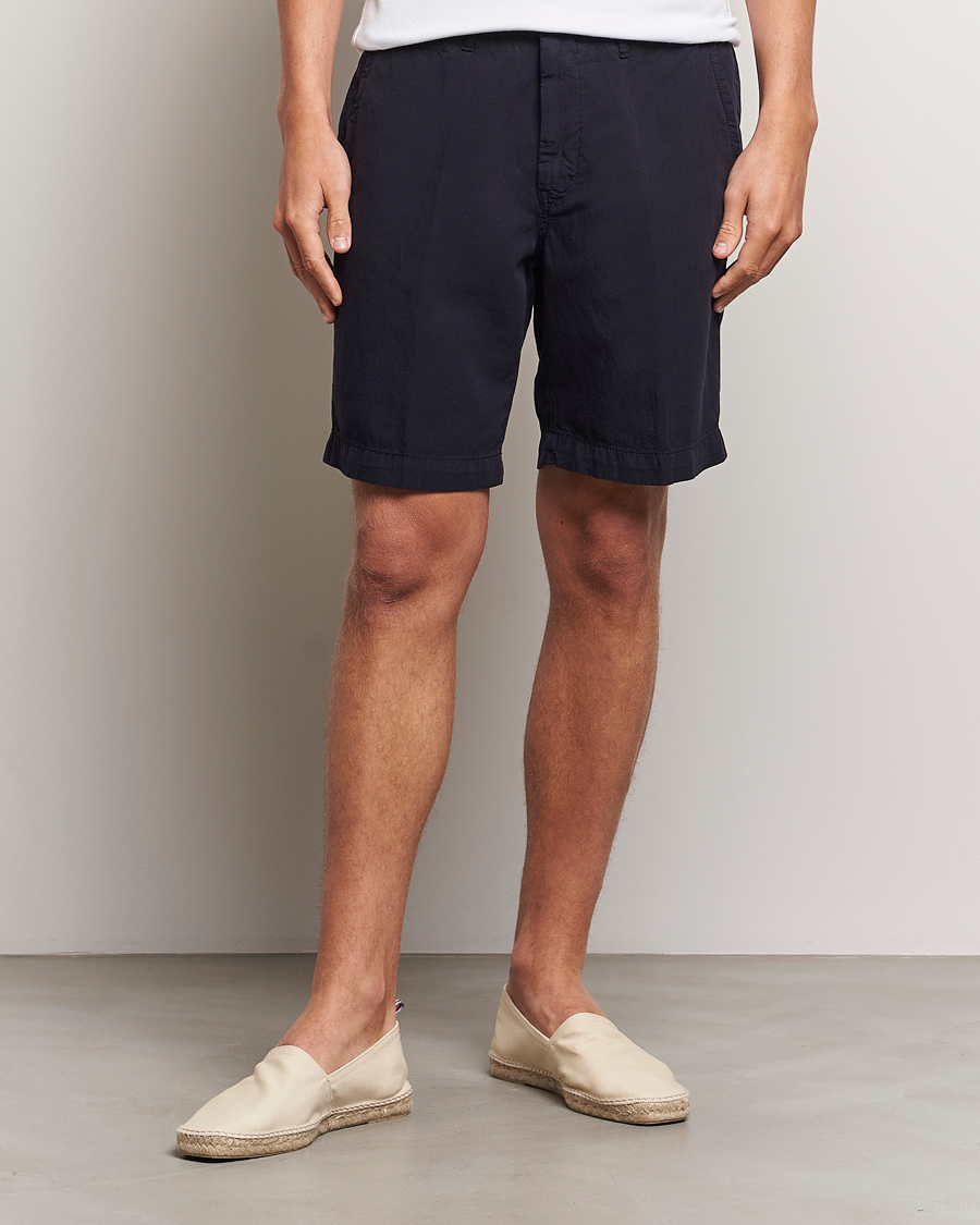 Herr | Kläder | Oscar Jacobson | Poggio Washed Linen Shorts Navy