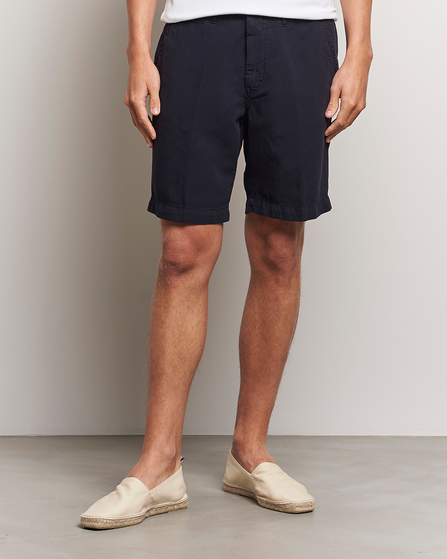 Herr | Shorts | Oscar Jacobson | Poggio Washed Linen Shorts Navy