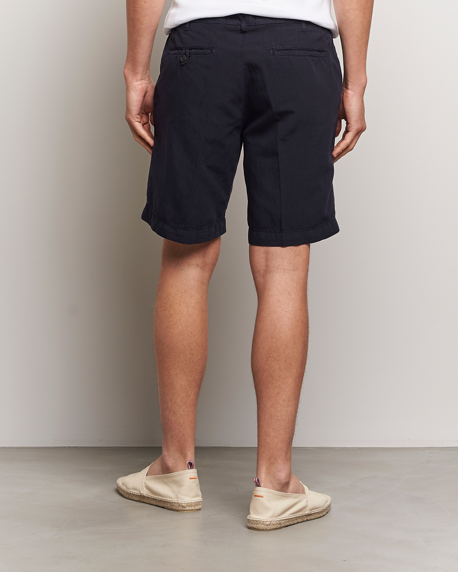 Herr | Shorts | Oscar Jacobson | Poggio Washed Linen Shorts Navy