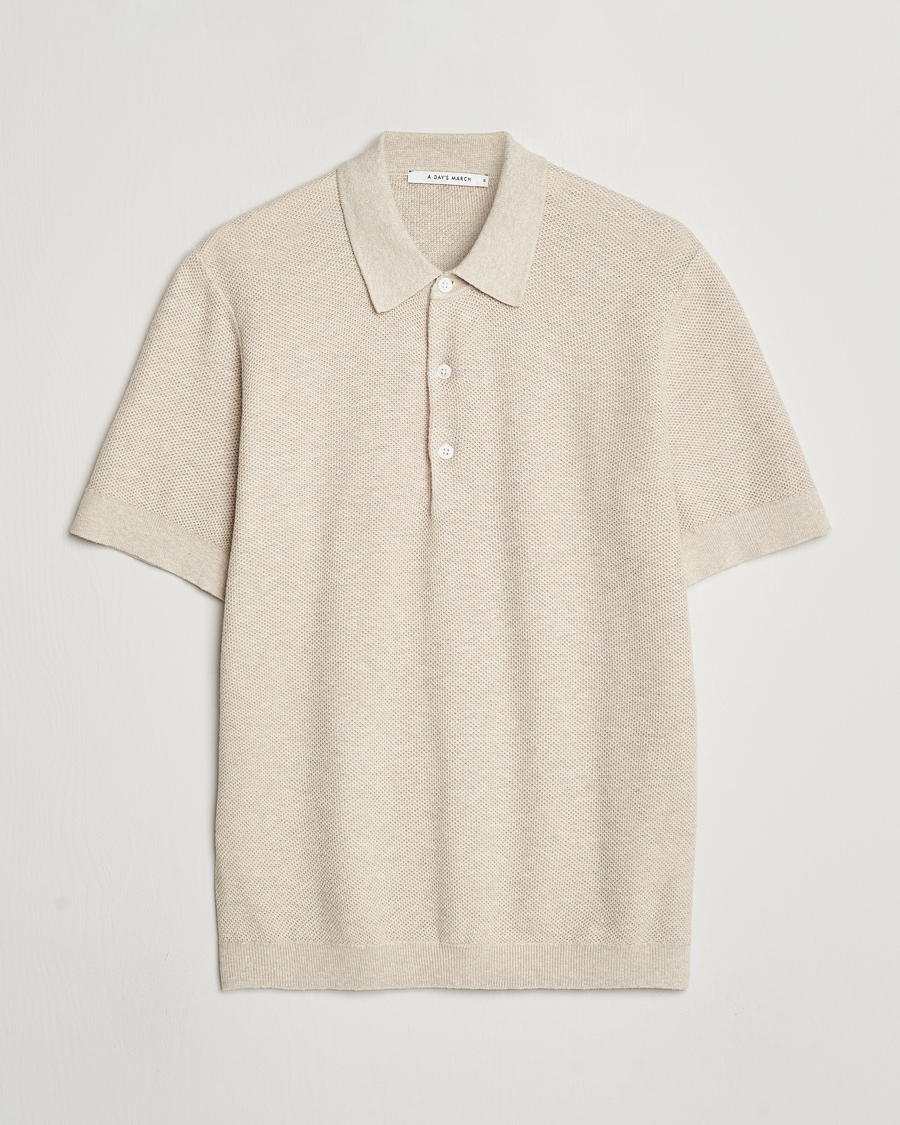 Herr | Pikéer | A Day's March | Rosehall Popcorn Stitch Polo Sand