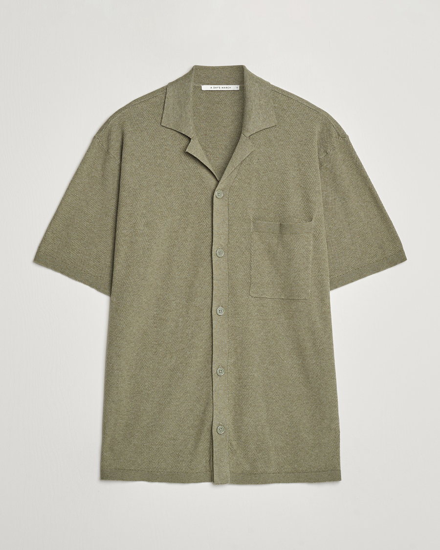 Herr |  | A Day's March | Yamu Knitted Herringbone Shirt Olive