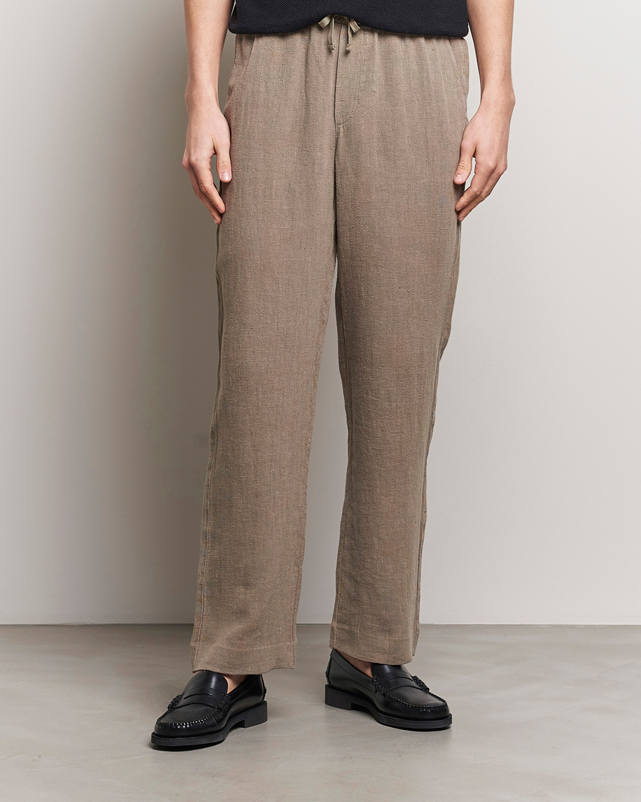 Herr | Linneavdelningen | A Day's March | Tamiat Drawstring Linen Trousers Clay